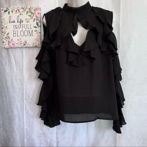 BB Dakota Tops - Bb Dakota Women Black Untold Ruffle Blouse  Top M